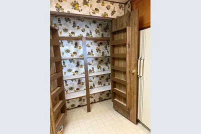 Pina, Sacramento, CA 95828 - Photo 8