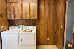 Pina, Sacramento, CA 95828 - Photo 12