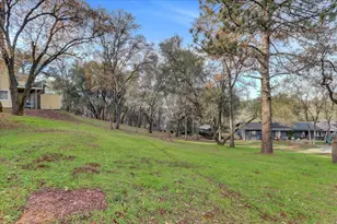 11660 Bluebird Ct, Auburn, CA 95602 - Photo 38