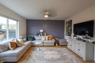 1612 Aleppo Ln, Sacramento, CA 95834 - Photo 2