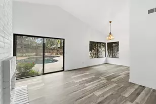 6395 Embarcadero Dr, Stockton, CA 95219 - Photo 10