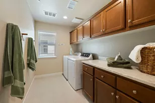 437 Lemongrass St, Turlock, CA 95380 - Photo 18