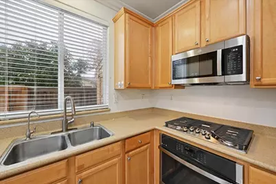 2556 Kinsella Way, Roseville, CA 95747 - Photo 8