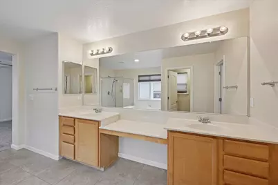 2556 Kinsella Way, Roseville, CA 95747 - Photo 18