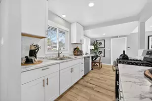 4009 Fairwood Way, Carmichael, CA 95608 - Photo 8