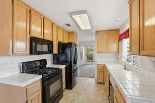 8657 Meandering Way, Antelope, CA 95843 - Photo 10