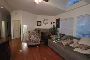 160 Walker Dr, Auburn, CA 95603 - Photo 2