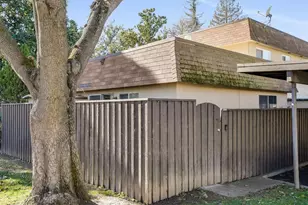 8745 Woodman Way, Sacramento, CA 95826 - Photo 16