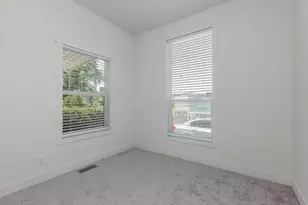 Golden Wheel Dr, San Jose, CA 95112 - Photo 16