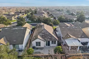 7448 Abbey Cir, Elk Grove, CA 95757 - Photo 40