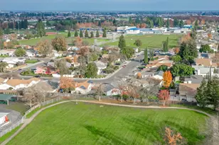 5241 Bassett Way, Sacramento, CA 95823 - Photo 48