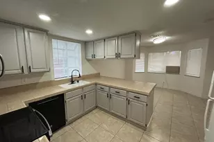 5930 Welch Ave, Stockton, CA 95210 - Photo 8