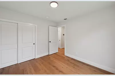 6212 Burns Way, Sacramento, CA 95824 - Photo 14