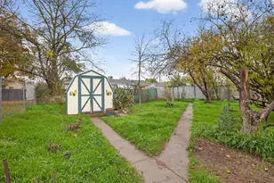 2812 Plover St, Sacramento, CA 95815 - Photo 32