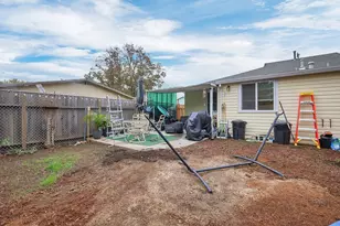 624 Rosalind Ave, Yuba City, CA 95991 - Photo 24