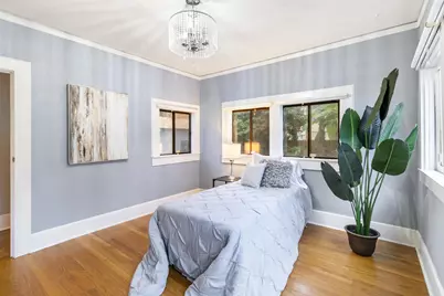 2210 D Street, Sacramento, CA 95816 - Photo 26