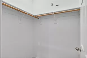 9453 Del Seis Dr, Sacramento, CA 95829 - Photo 34