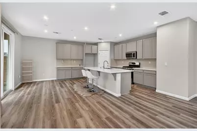 9453 Del Seis Drive, Sacramento, CA 95829 - Photo 16