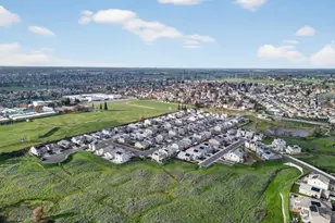 9453 Del Seis Dr, Sacramento, CA 95829 - Photo 54