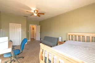 6870 14th Ave, Sacramento, CA 95820 - Photo 36