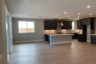 10350 Ducasse Wy, Elk Grove, CA 95757 - Photo 6