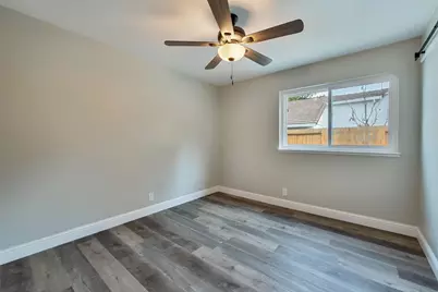8600 Jade Crest Court, Elk Grove, CA 95624 - Photo 28