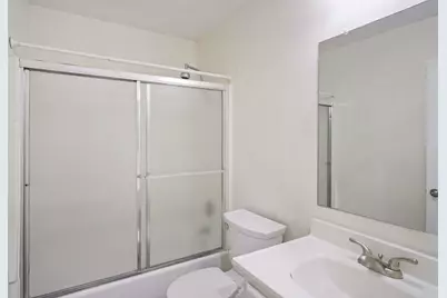 817 E Orangeburg Avenue #8, Modesto, CA 95350 - Photo 20