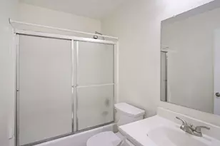 817 E Orangeburg Ave, Modesto, CA 95350 - Photo 20