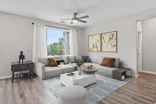 8695 Esperia Wy, Sacramento, CA 95828 - Photo 2