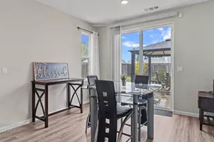 8695 Esperia Wy, Sacramento, CA 95828 - Photo 4
