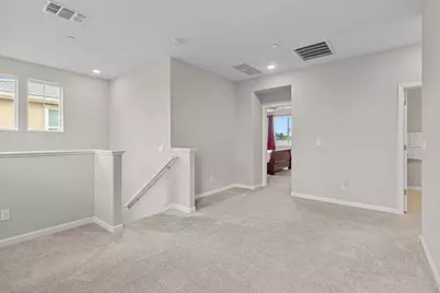 8695 Esperia Way, Sacramento, CA 95828 - Photo 10