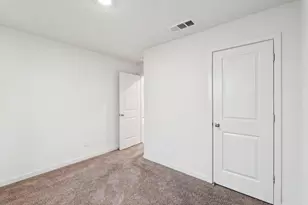 4332 Silver Cedar Ln, Sacramento, CA 95834 - Photo 12