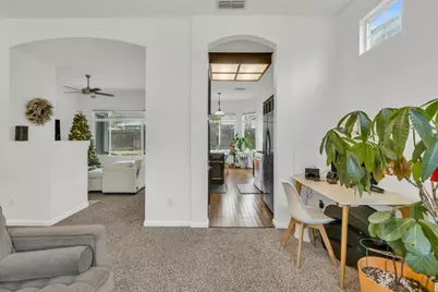 8679 Spring House Way, Elk Grove, CA 95624 - Photo 10