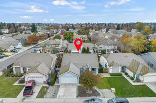 8679 Spring House Way, Elk Grove, CA 95624 - Photo 42