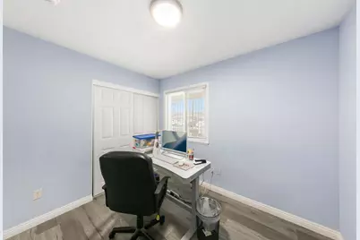 8153 Steinbeck Way, Sacramento, CA 95828 - Photo 18