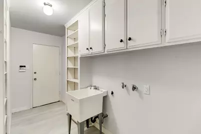 6235 Allenport Way, Sacramento, CA 95831 - Photo 36