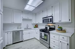 7340 Hamden Pl, Sacramento, CA 95842 - Photo 10