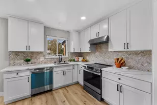 6200 Kiernan Dr, Carmichael, CA 95608 - Photo 16