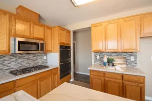 1992 Valenzuela Ct, Manteca, CA 95336 - Photo 16