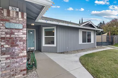 326 Burns Creek Court, Waterford, CA 95386 - Photo 4