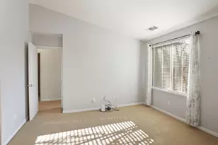 215 Generations Ct, Manteca, CA 95337 - Photo 14