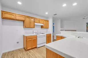 9033 Devon Crest Way, Elk Grove, CA 95624 - Photo 14