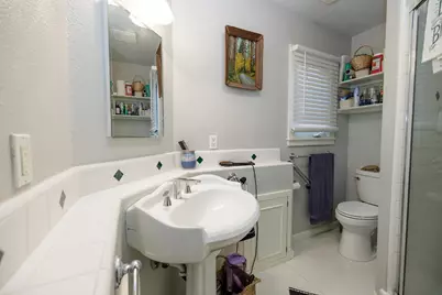 1307 Sycamore Avenue, Modesto, CA 95350 - Photo 20