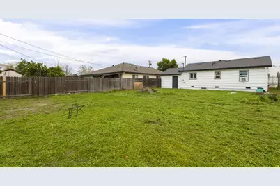 3817 Balsam Street, Sacramento, CA 95838 - Photo 10