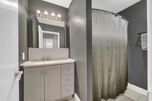 8147 Gandy Dancer Way, Sacramento, CA 95823 - Photo 34