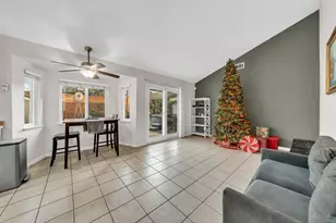 8147 Gandy Dancer Way, Sacramento, CA 95823 - Photo 16