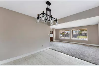 9437 Bonanza Drive, Stockton, CA 95209 - Photo 6