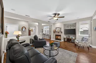 2217 Ryedale Ln, Sacramento, CA 95835 - Photo 12