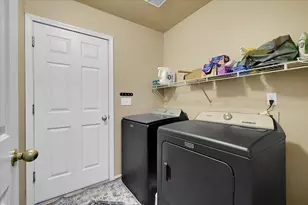 1942 Crystal Creek Ln, Yuba City, CA 95991 - Photo 32