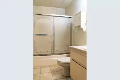 8743 Elk Way, Elk Grove, CA 95624 - Photo 20